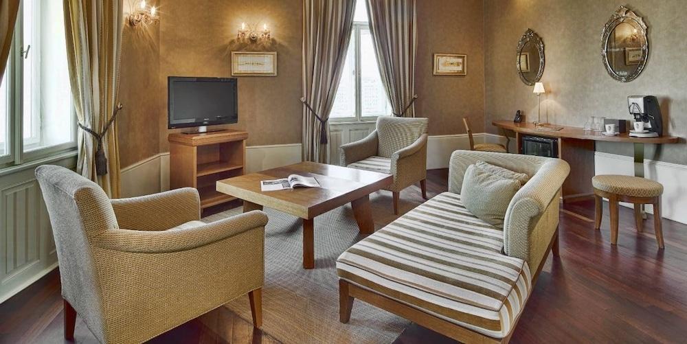 Mamaison Riverside 5* Prag