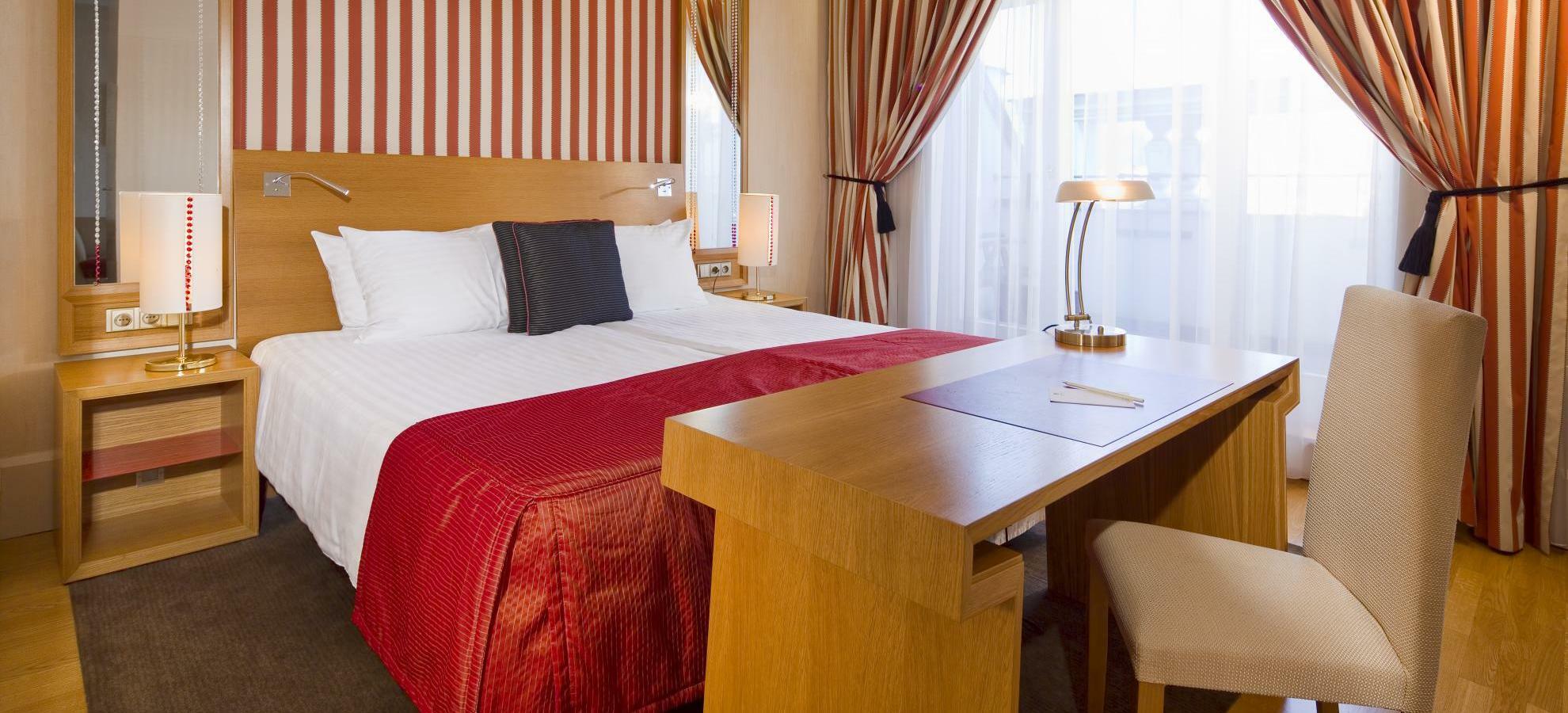 Mamaison Riverside Hotell